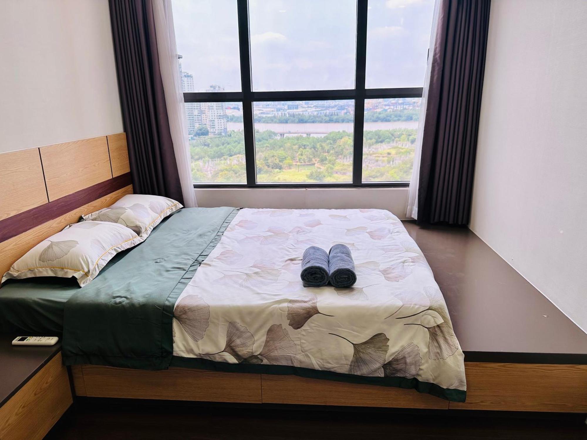 The Sun Avenue 2br Sunset View Apt, 10 Mins To D1 TP. Hồ Chí Minh