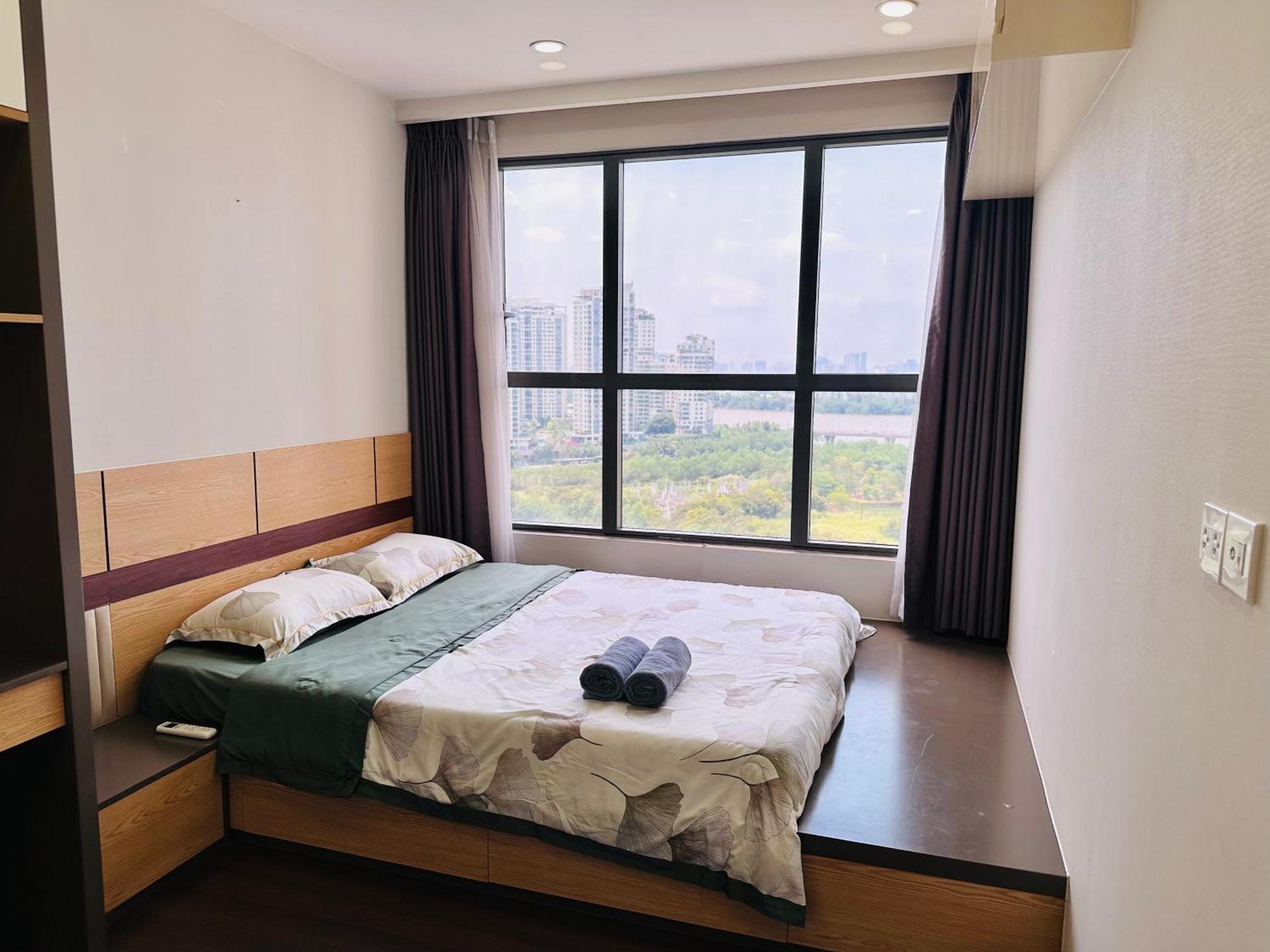 Căn hộ The Sun Avenue 2br Sunset View Apt, 10 Mins To D1 *