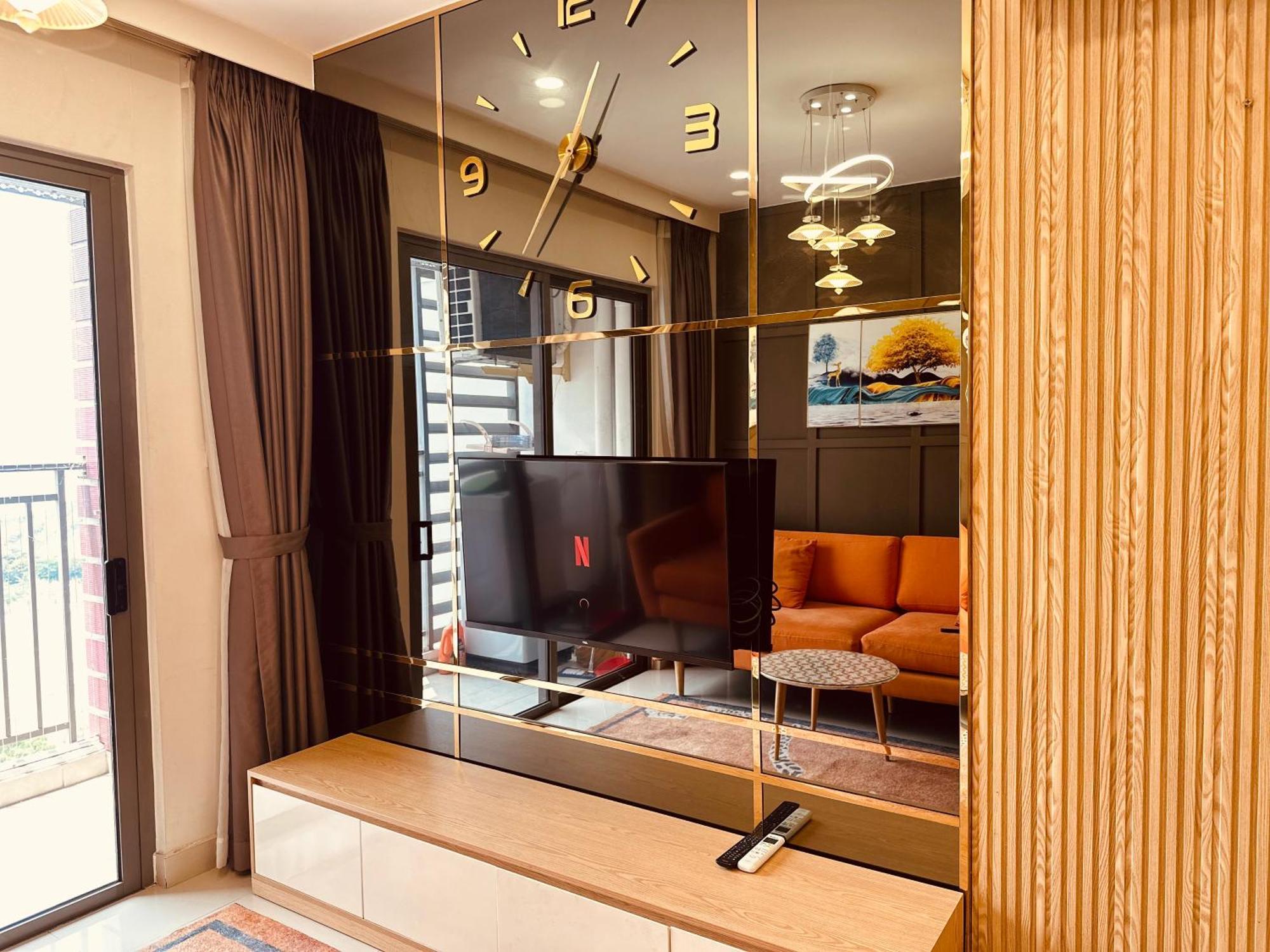 The Sun Avenue 2br Sunset View Apt, 10 Mins To D1 Căn hộ *
