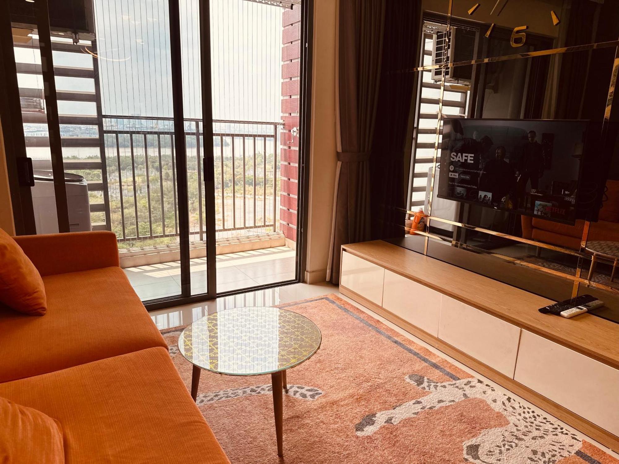 The Sun Avenue 2br Sunset View Apt, 10 Mins To D1 *